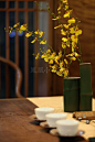 时光匆匆，岁月无声。
红尘陌上，我们路过了一个又一个风景，无论繁华与落寞。
迈着坚定的步伐，一路向前。