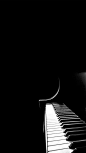 黑色钢琴H5背景图片- HTML素材网