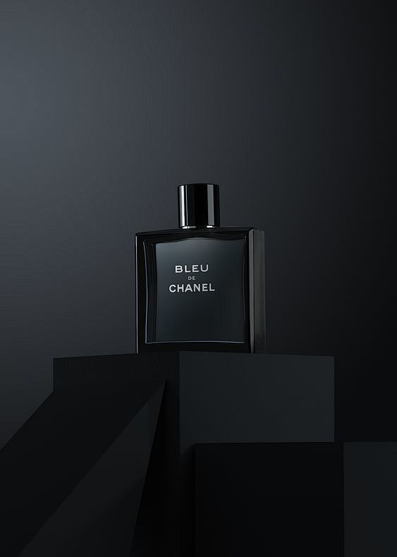 Fragrances / Cosmeti...