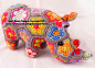 《Thandi the African Flower Rhino Crochet  by Heidi Bears -english》Thandi the African Flower Rhino Crochet pattern by Heidi Bears -ENGLISH

 African Flower hexagon  variations , joined in a specific order to make a recognizable 3D toy.