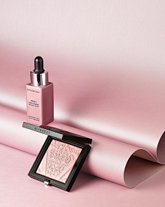 如歌_采集到品牌__Givenchy