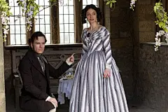 【简爱 Jane Eyre (2011)】
迈克尔·法斯宾德 Michael Fassbender
米娅·华希科沃斯卡 Mia Wasikowska
#电影# #电影截图# #电影海报# #电影剧照#