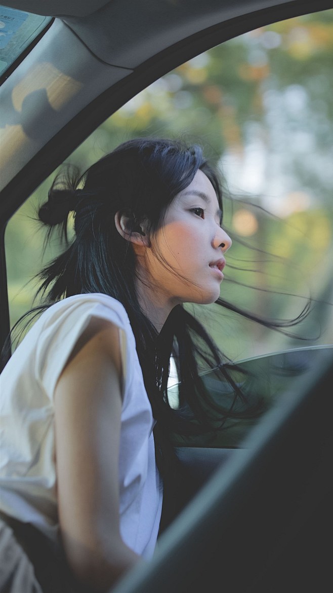 陈都灵