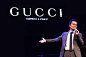 Gucci与北京国际音乐节 (BMF) 合作 李泉着格子西装深情献唱-中国品牌服装网