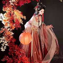 小吉炖蘑菇采集到古装服饰参考