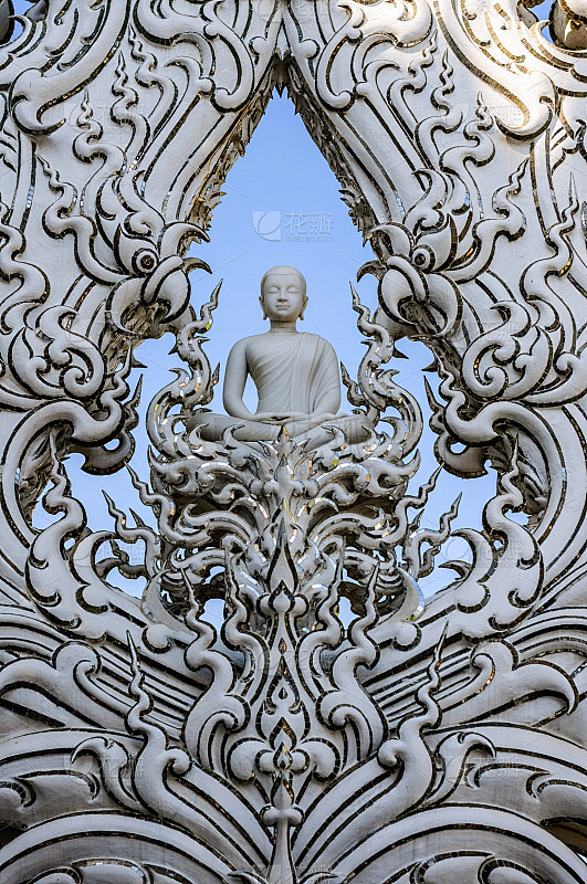白佛雕塑