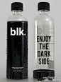 blk饮料包装，因为液体是全黑的，喝前瓶身上的黑色文字与液体的颜色混在一起，只显示白色的文字，喝完后则会呈现不同的文字，很有创意，不过小团感觉像是在喝墨汁啊。专注ID，始终如一：http://t.cn/zWnyYx1 #工业设计#
