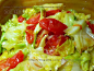 如何做西红柿炒圆白菜的做法（番茄炒圆白菜、西红柿炒洋白菜）