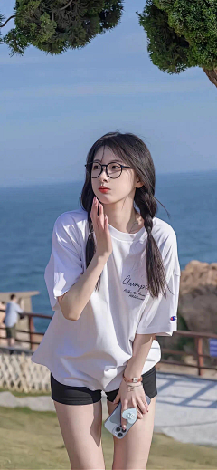伍佰瘦子采集到人物照片