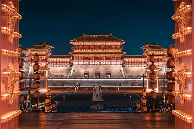 隋唐洛阳城应天门夜景图片下载