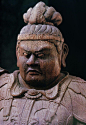 日本奈良招提寺，持国天像木雕 ​​​​
