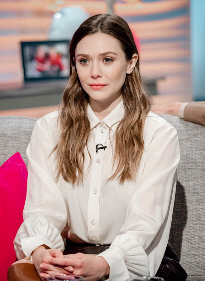 #elizabetholsen# #Pa...
