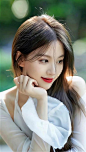 美女壁纸更新了-今日头条