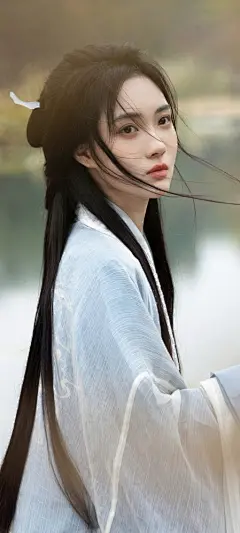 古风美女 长发 唯美 河边 手机图片 壁纸