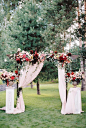 gorgeous marsala,burgundy and pink floral outdoor wedding arch ideas