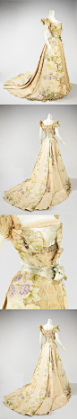 Evening dress, House of Worth, 1902.