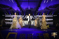 亿啼公关采集到模特