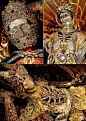 墓穴中的圣徒(Catacomb Saints),他们是来自古罗马的古尸,他们来自罗马的地底世界。在16-19世纪,这些装饰华丽的基督殉道者骷髅被赋予圣徒的名号。