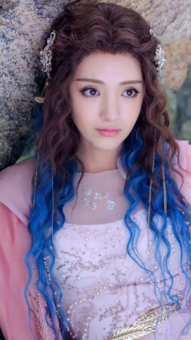 幻城岚裳麦迪娜