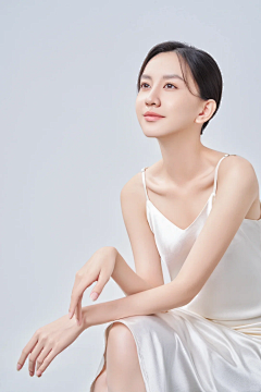 桃尽春风采集到模特