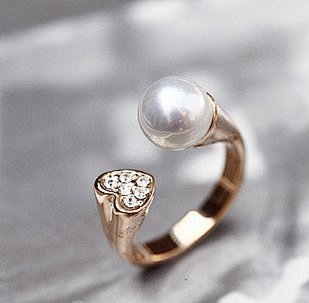 珍珠闪钻。甜美优雅。开口 戒指