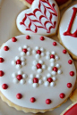 Valentine's Day cookies.  Flower one. Repinned By:#TheCookieCutterCompany