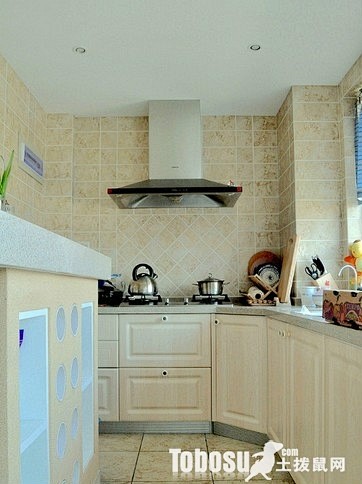 实用的简欧厨房装修效果图—土拨鼠装饰设计...