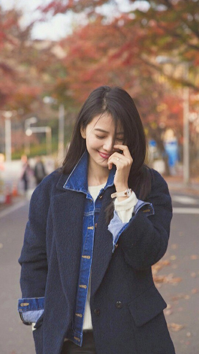女人一旦真爱了，往往都喜欢一往情深而弃自...