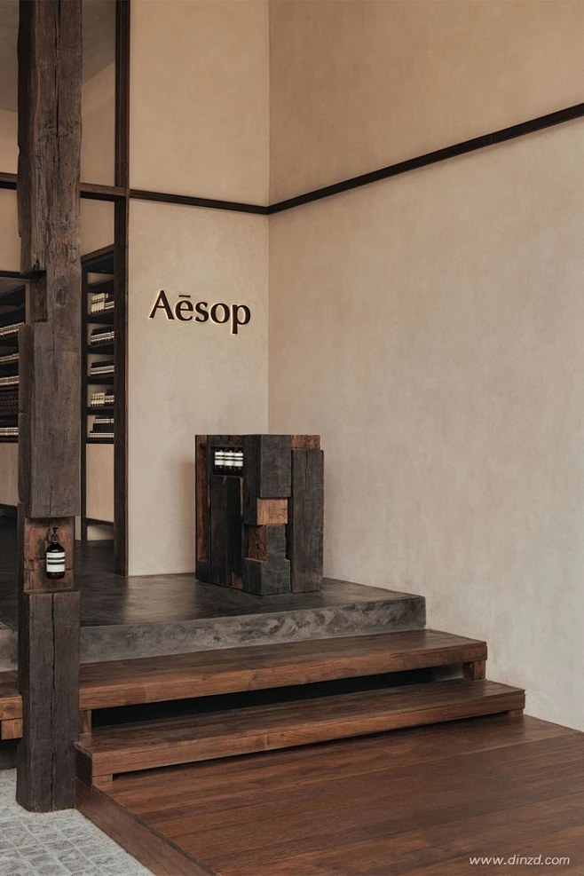 Sher Maker,伊索曼谷通罗旗舰店Aesop Thonglor Store,德国室内设计dinzd.com-花瓣网