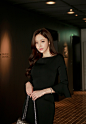 ▼SonYoonJoo▲170211图片_TN更新(亚瑟复古黑曜明珠裁剪职业裙)_看图_孙允珠吧_百度贴吧