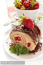 巧克力瑞士卷蛋糕
Chocolate swiss roll cake