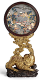 A RARE LARGE IMPERIAL IVORY EMBELLISHED MIRROR AND GILT-LACQUERED WOOD STAND QING DYNASTY, QIANLONG PERIOD mirror ||| sotheby's hk0818lot9tvkfen