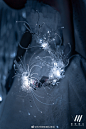 #WE BRIDE#

用闪光的手指雕刻出你眼里光芒
如同钻石般耀眼的
不仅是神的眼泪和慈悲
不仅是星星的碎片和留影
也是我对你 一切美好的感叹...展开全文c