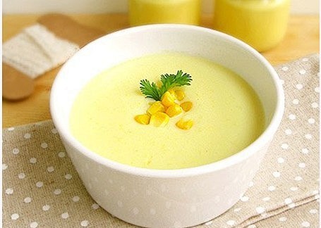 【玉米甜甜汤】材料：玉米罐头、牛奶500...