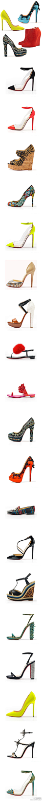Christian Louboutin以其招牌性的艳丽红色鞋底被大家所熟知，在最新曝光的2012早春系列中，Christian Louboutin的鞋面设计也是做足了文章，让人一眼难忘，也许下一季红毯焦点将会是它。彩绣花纹和糖果色串珠装饰带着浓郁的异域风情，俏皮又浪漫，喜欢民族风的女孩值得一试。