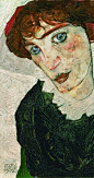提到埃贡·席勒(Egon Schiele，奥地利，生于1890年)   |    席勒的画作线条富于表现力。纤细又敏感、孤独而强悍、羞涩而又自负的神经质。他的人像作品大都瘦骨嶙峋，旨在表现人物内在的信息。同时席勒也是极为自恋的画家，他的作品中有很多幅自画像。