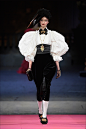 意大利著名双人设计师奢侈时尚综合品牌 Dolce & Gabbana（杜嘉班纳）2020春夏高级定制系列_时尚剪裁 _T2020611 #率叶插件，让花瓣网更好用_http://ly.jiuxihuan.net/?yqr=17110113#