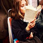 Parisian Women Reading on the Metro | exPress-o | Bloglovin’