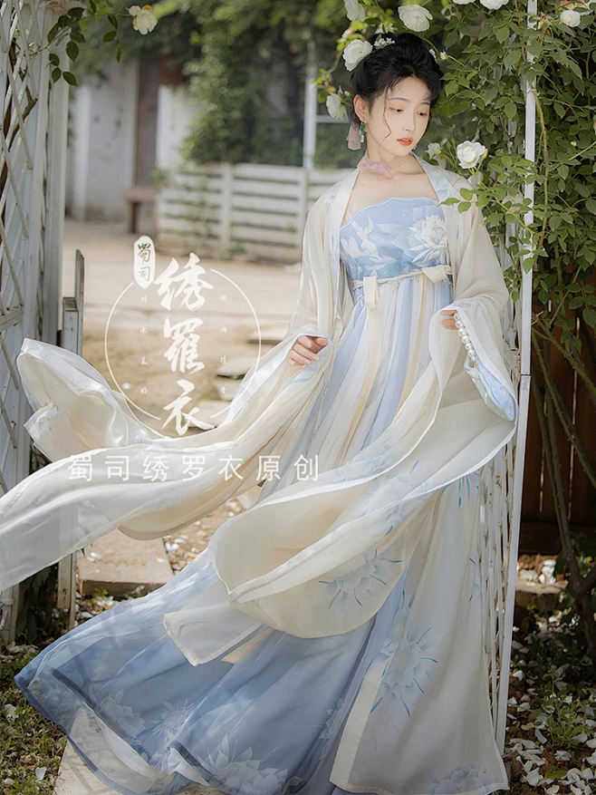 绣罗衣 月下美人 唐风 汉服诃子裙广袖流仙裙图片_厚涂人物，美宣(三国杀，英雄联盟，欧美等)图片素材-花瓣网