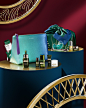 Share the experience of La Mer. Pick a 4-piece mini regimen and a Cosmetics Case of your choice with any eligible $200 purchase. Pick a luxury mini with any eligible $300 purchase. Plus, select a Satin Gift Wrapping Scarf and receive a giftable 4-piece mi