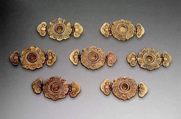 明代的子母扣尽显奢华