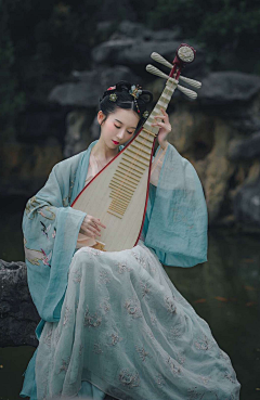 LY阳阳阳采集到中式人物