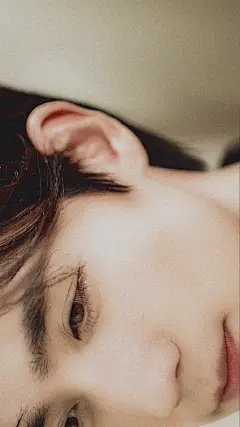 朱一龙

想想还是补一组落下的拢龙吧。真好看。朱一龙我爱你。
图都挺大的。稍微修了一下质感啥的。链接等之后传好了放评论。
手机壁纸竖屏大小//

原图来自@苏酥甜心鸡 我爱苏酥！ ​​​​