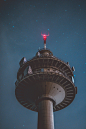 Beam Me Up photo by Hoang Nguyen (@gohobo) on Unsplash : Download this photo in Palo Alto, United States by Hoang Nguyen (@gohobo)