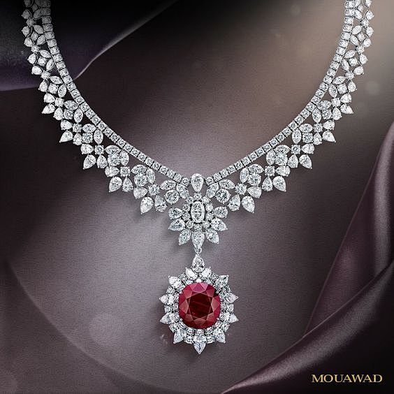 Mouawad Ruby and Dia...