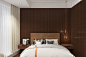 【客卧】：客卧以深棕色为主基调，用两面栅格替代传统的水泥墙面，别出心裁。六边形吊灯错落垂挂一侧，提亮空间。