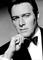 克里斯托弗·普卢默 Christopher Plummer
原图尺寸：500x694
《音乐之声》