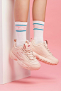 FILA 新推出粉紅色 Disruptor 2  Dad Sneakers