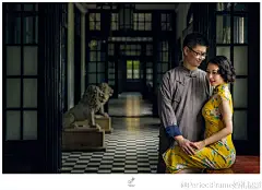 城内仿古建筑与城外现代高楼相影仿若穿越在古代的文明与现代的繁盛时光隧道中，一幅幅流闪而过的剪影变幻着，高楼大厦灯红酒绿，或许爱情就是如此简单！#广州婚纱摄影#  #中大婚纱照#