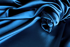 蓝羽玲珑采集到丝绸